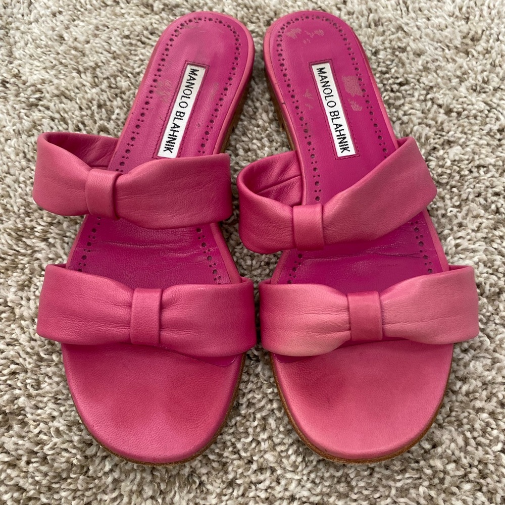 Manolo Blahnik sandal size 35 ½